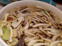 -荷塘秋月·本帮江浙菜(国权路店)