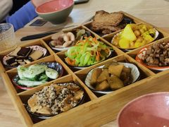 -轻蔬不用等·素食(江苏路店)