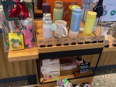 -星巴克臻选(周浦万达店)