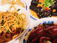 下河街凉面-老长沙龙虾馆·聚会餐厅(白石洲店)