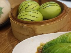 西瓜流沙包-云山茶餐厅(广东大厦店)