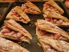 -红星前进面包牛奶公司(畅春园店)