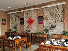 大堂-石磨房养生豆浆鱼•野生菌火锅(红河云岭·盛世佳园店)