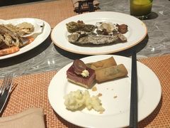 -松咖啡自助餐厅·松北香格里拉