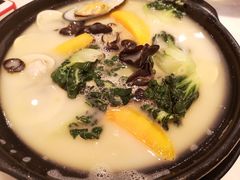 -港丽餐厅(高德置地店)