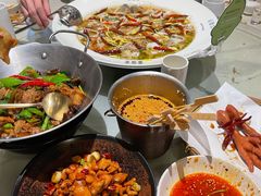 -渔语鱼酸菜鱼新川菜(来福士店)
