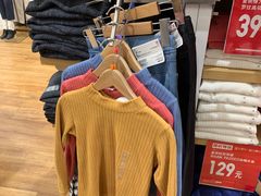 -优衣库(哈尔滨乐松广场店)