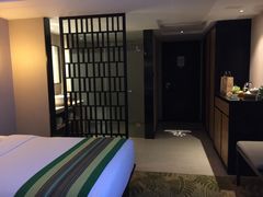 -深圳罗湖东门步行街亚朵X酒店