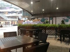 露天位-The Habit Burger Grill 哈比特汉堡(爱琴海店)