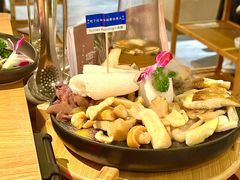 -一朵菌·野生菌探索家火锅(南亚店)