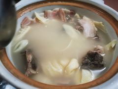 腌笃鲜汤-蘭心餐厅(进贤路店)