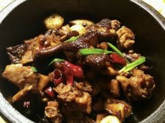 石锅柠檬酸菜鸡-蜀宴小调·精致家常菜(科华店)