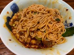 -兵哥豌豆面(雅颂居店)