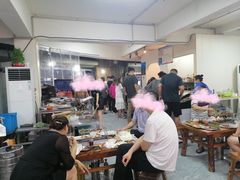 大堂-老广烧烤(骆驼山康馨园店)