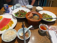 -黄泥岗·地道湖北菜(奥特莱斯店)