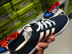 -阿迪达斯(八方汇精品优惠店)