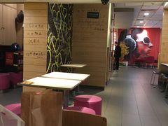 大堂-麦当劳(松江店)