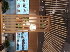 -万和春排骨砂锅米饭(新业广场店)