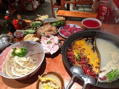 -周小明火锅(黑金冠社区店)