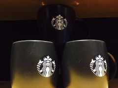 -星巴克臻选(郑州国贸360广场店)