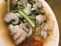 -拉威海鲜市场