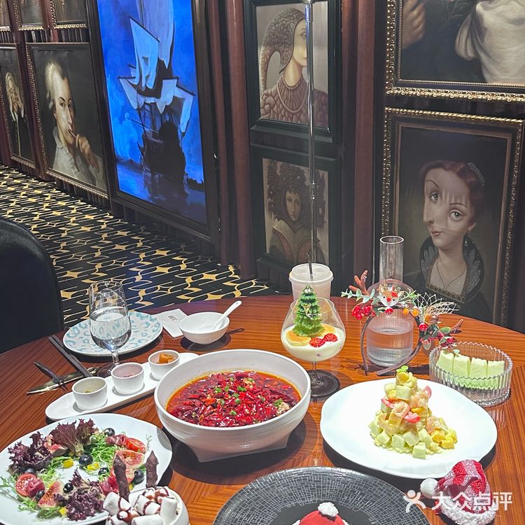 在万象城吃到了圣诞主题的漂亮饭