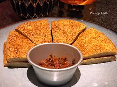 胡麻饼-丝路金桃·新疆菜(徐汇店)