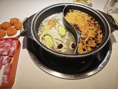 -钢管厂五区小郡肝串串香(蜀都万达店)