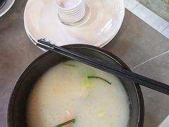 -桥香园云南过桥米线(红龙井店)