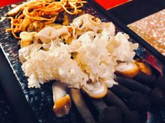 菌菇拼盘-哥老官重庆美蛙鱼头(松江地中海十八哥店)