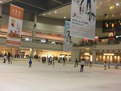 -冰纷万象滑冰场(深圳万象城店)
