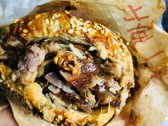 -洪峰浩老北京烧饼夹肉(角门路店)