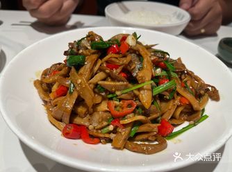 他家食材超新鲜,所以每一个菜品都特别的下饭