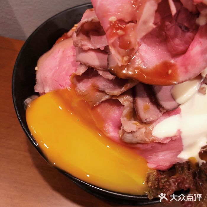 魔丼屋(日月光店)魔王慢烧牛肉丼图片