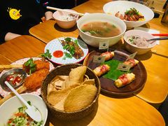 龙虾片沙拉-saigon saigon | 西贡西贡(滨北店)