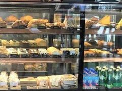 -星巴克臻选(南京金茂览秀城店)