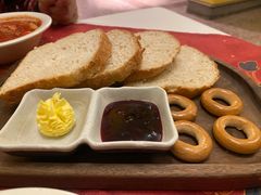 -塔道斯西餐厅(中央大街店)