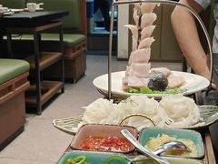 -得意咚瓜·顺德鱼生·冬瓜火锅(深圳首店)