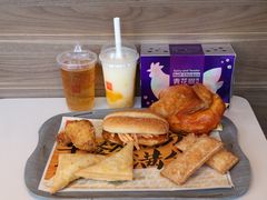 -麦当劳(哈西万达店)