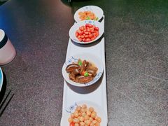 开胃小菜-凤凰湘语·湘粤鲜融(浦东旗舰店)