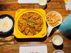 -多嘴肉蟹煲(万达店)