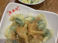 麻酱芥菜大馄饨-东泰祥生煎馆(重庆北路店)