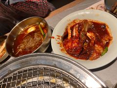 -草家酱蟹炭火烤肉店(珲春南路一店)