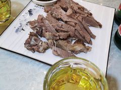 -小叶手抓·非遗·清真食品(治平路店)