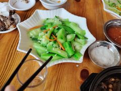 -黄记四更烤乳猪店