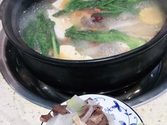 -九寨沟特色牦牛肉汤锅
