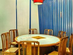 -尚尚仙·酸汤猪手·猪肚鸡火锅(华联万柳购物中心店)