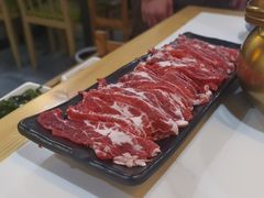 -小牛家村·贵州黄牛肉火锅(梦想小镇二分店)