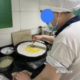 巷子里的鸡蛋饼摊