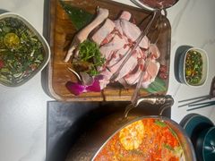 -椰子湾·海南火锅·糟粕醋·椰子鸡(正大广场店)